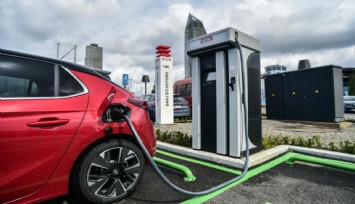 Türkiye’de elektrikli araçlar için şarj istasyon sayısı 6 bin 500 adete ulaştı