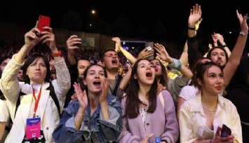 TÜİK son 3 yılda 286 Bin gencin ülkeyi terk ettiğini duyurdu