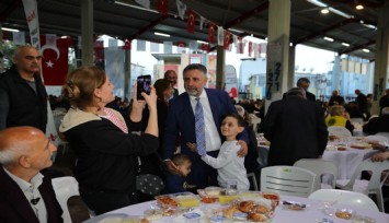 Bayraklı’da Halil İbrahim Sofrası kuruldu