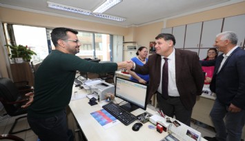 Başkan V. Erkan Özkan çalışma arkadaşları ile bayramlaştı