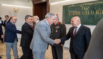 Başkan Soyer valilikteki bayramlaşma törenine katıldı