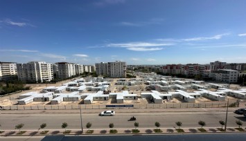 İzmir Büyükşehir Belediyesi’nin Adıyaman’da kurduğu konteyner kent hizmete girdi
