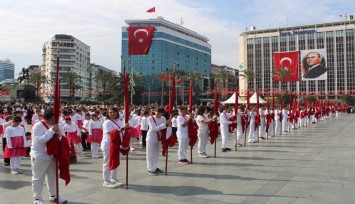 İzmir’de 23 Nisan coşkusu