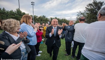 Soyer: Depremde gösterdiğiniz fedakârlığı bütün İzmir biliyor