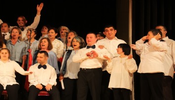 Özel bireylerden muhteşem gösteri