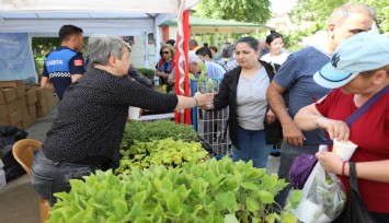 Efes Selçuk Belediyesi’nden fide desteği