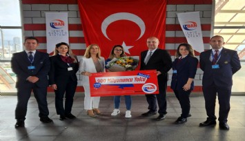 İZBAN’ın 900 milyoncu yolcusuna şoke eden sürpriz