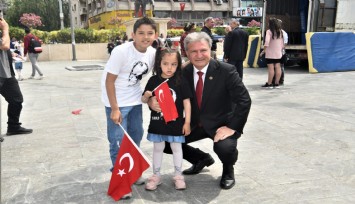 Bornova’nın çocukları 19 Mayıs için çaldı