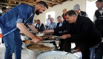 Sındır ve Tugay, bolluğa kepçe salladı