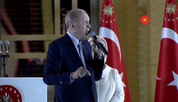 Balkon konuşmasında '1 milyon Suriyeli' vurgusu