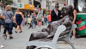 Bir Baba Hindi geri döndü