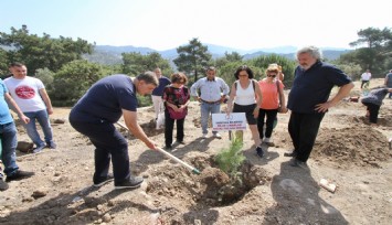 Tugay “Yerel tohumları koruyor ve toprakla buluşturuyoruz”