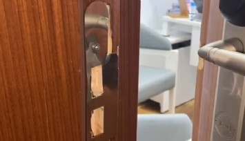 Mecliste CHP’li Kılıç’ın odasını zorla açtılar