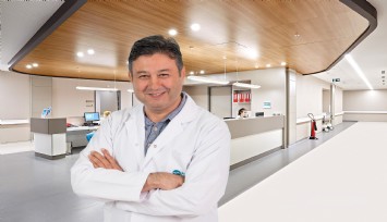 Menderes’te Kaldırımlar Kırmızı Beyaza Büründü