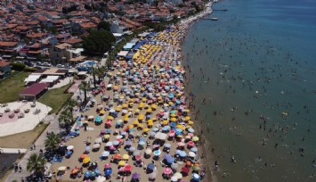 Menderes’te tatilci akını: Sahiller doldu taştı