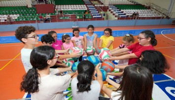 Gaziemir’de 10 farklı branşta spor kursu