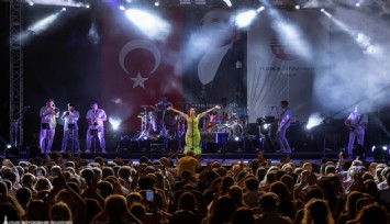 Soyer: İzmir el ele vermeyi en çok başaran kenttir