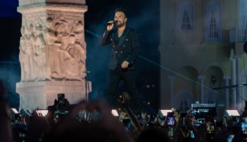 Tarkan konserinin İzmir’e katkısı 100 milyon lira