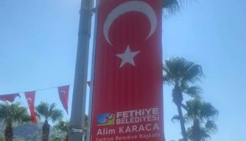 Böylesi ne görüldü, ne duyuldu: Türk Bayrağı’na adını yazdırdı!