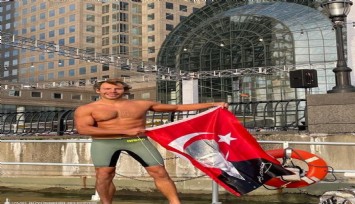 İzmirli sporcudan Büyük Zafer’e armağan