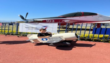 Oğuzhan Özakaya eğitim kurumları Teknofest İzmir’de miniklere uçuş deneyimi yaşatmaya hazır