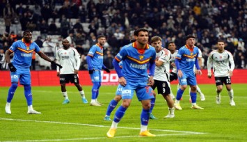 Göztepe, Beşiktaş'ı eze eze yendi: 2-4