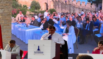 Tugay’dan Gazze çıkışı: Bakanlık izin verirse Gazze ile kardeş şehir ilişkisi kuracağız, ben de oraya gitmeye hazırız