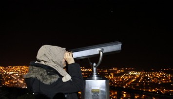 Adanalılar 6 gezegenin yan yana sıralanışını gözlemledi