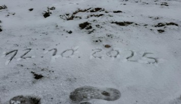 Afyonkarahisar'da mevsimin ilk karı düştü