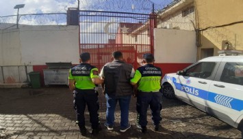 Aranan şahıs otoyol jandarmasına takıldı