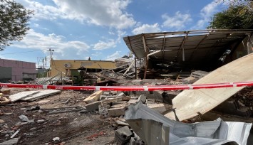 Bayraklı'da patlama: 1 Ev yıkıldı 1 kişi yaralandı