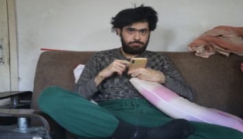 Ekran başında kaybolan bir hayat: Kendini eve kapattı, 3 yıldır dışarı çıkmıyor, banyo bile yapmıyor