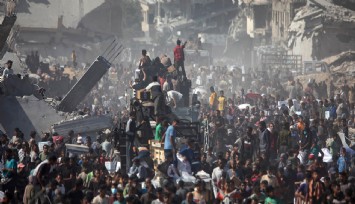 Gazze’ye insani yardım taşıyan 400 kamyon giriş yaptı