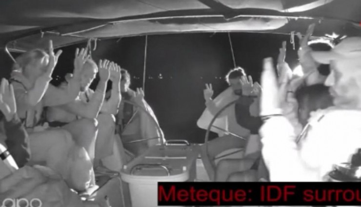 İsrail insanlığa yine saldırdı: Filistinlilere insani yardım götüren Sumud Filosu’nun 13 gemisine el koydu