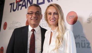 KKTC'nin yeni Cumhurbaşkanı Erhürman'dan zafer mitingi