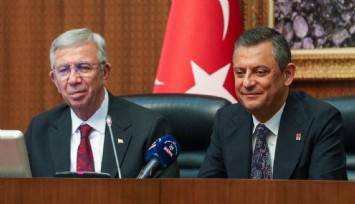 Özgür Özel ve Mansur Yavaş'tan sürpriz görüşme