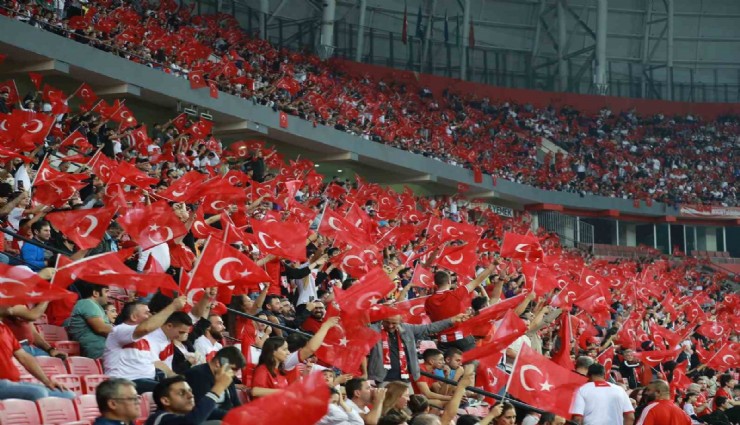 Türkiye - Gürcistan maçının tribün gelirleri Gazze’ye bağışlanacak