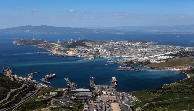 Aliağa limanlarında 73 milyon ton elleçleme yapıldı