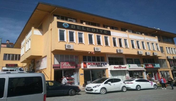 Buldan’da 31 milyonluk kamu zararına neden olan eski başkan, encümen üyeleri ve personele soruşturma izni