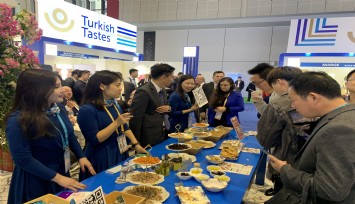 Egeli ihracatçılar Çin Seddi’ni aştı