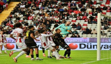 Göztepe, Antalyaspor’dan deplasmanda 3 puan almayı başardı