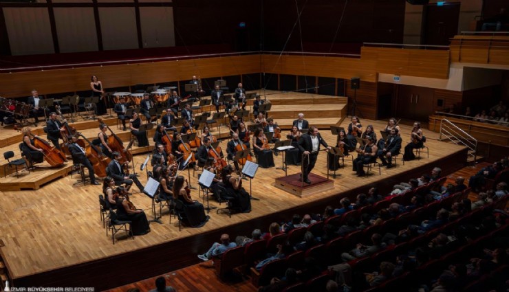 İzmir’de unutulmayacak bir klasik müzik gecesi