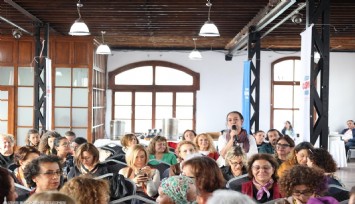 İzmir, kadınların katılımıyla güçleniyor