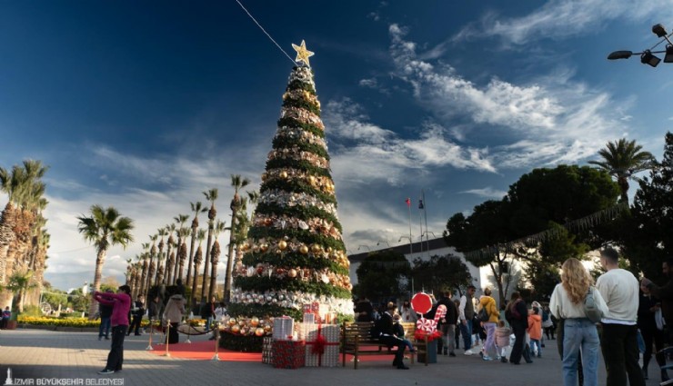 İzmir, yeni yılı rengarenk bir festivalle karşılıyor