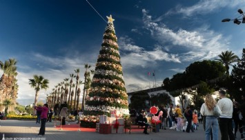 İzmir, yeni yılı rengarenk bir festivalle karşılıyor