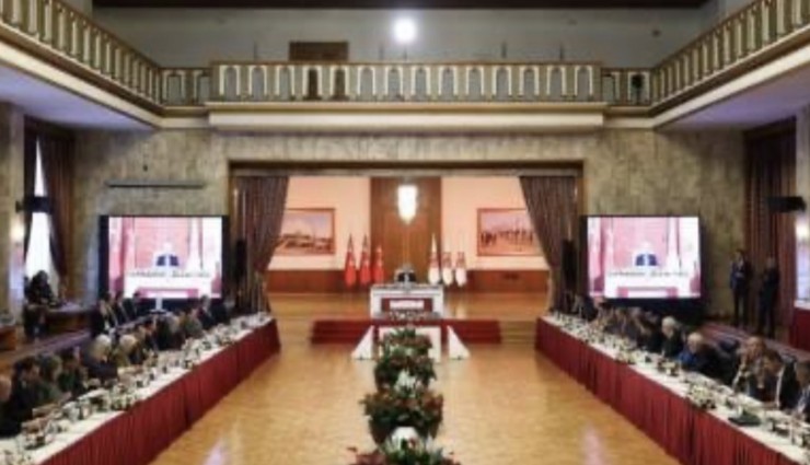 Komisyon heyeti İmralı'ya gitti