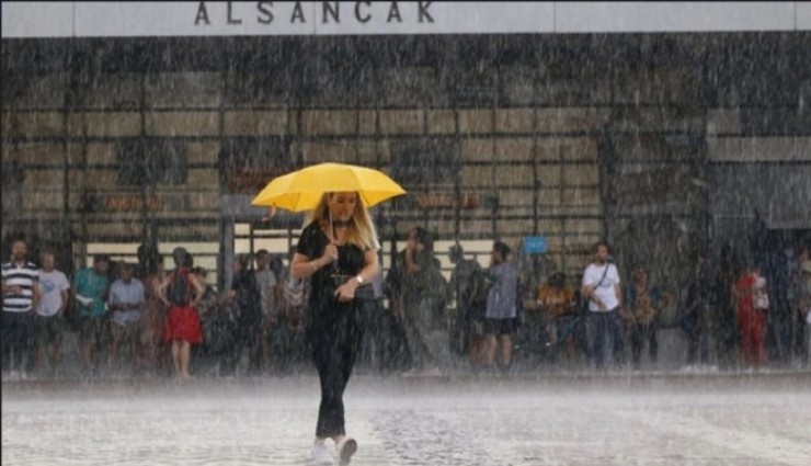 Meteoroloji'den İzmir’e Salı günü sağanak ve fırtına uyarısı