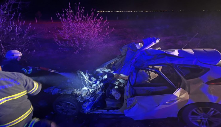 Afyonkarahisar’da beton mikserine çarpan sürücü hayatını kaybetti