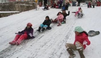 Afyonkarahisar’da kar tatili: Taşımalı eğitime 1 gün ara verildi