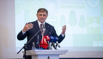 Başkan Tugay: Kucağımıza bırakılan sorunu çözüyorum